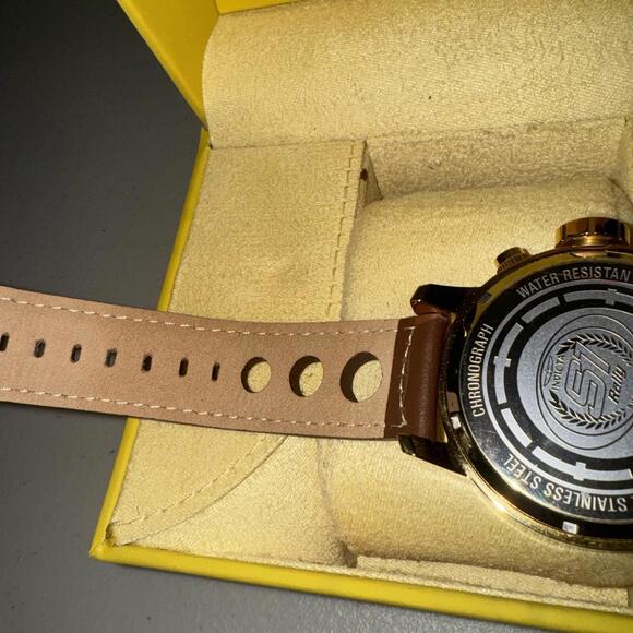 Invicta S1 Rally 16011 Men\'s Round Gold-Tone Chronograph Brown Leather Watch